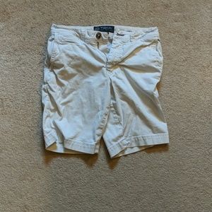 American Eagle white active flex shorts